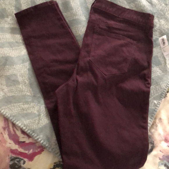 Old Navy Denim - Old Navy Rockstar skinny jean